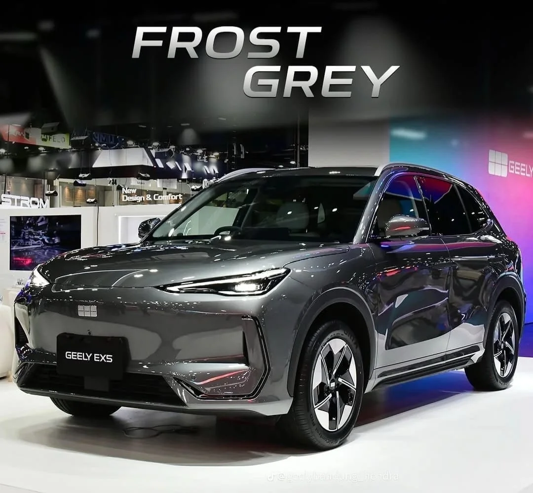 Geely X5 warna Frost White
